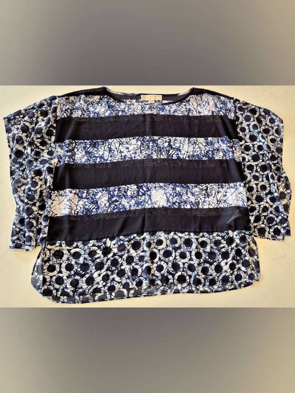 Michael Kors Color Block Top in Black & Blue Size Small Like New
